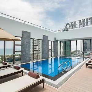 Hotel Martin Ho & Da Nang
