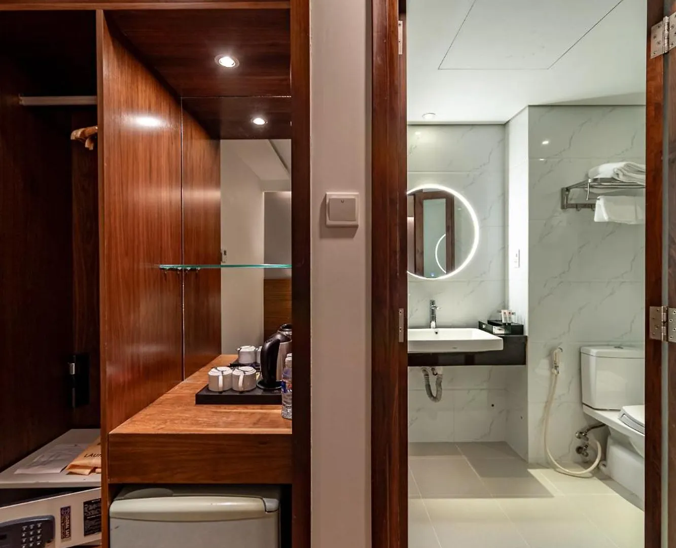 ***  Edoya Hotel Ben Thanh Ho Chi Minh City Vietnam